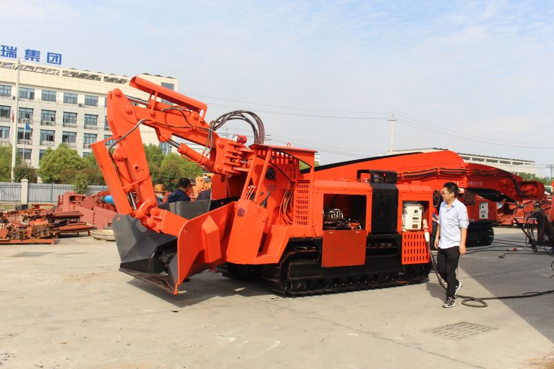 襄陽永力通，占地5萬平，礦用扒渣機(jī)實力廠家